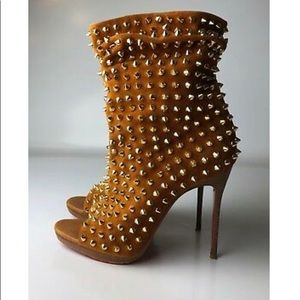 Christian Louboutin Guerilla 120 Boots 38.5